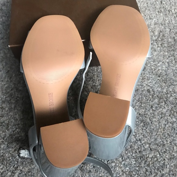 Audrey Brooke Silver shoes - Picture 7 of 7